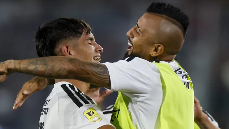 Arturo Vidal alabó a Yastin Cuevas por su momento en Colo Colo.