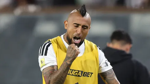 Arturo Vidal fue figura en Colo Colo ante La Calera