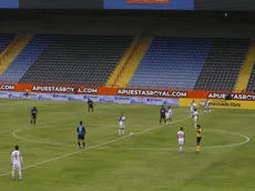 Periodista de ESPN destroza a Chile por aforos limitados de público