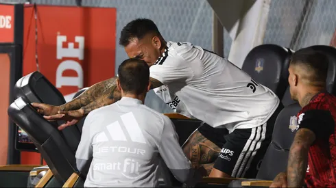 Javier Correa reaccionó así en la banca del Cacique.