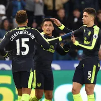 Ex socio de Alexis en el Arsenal encuentra club tras 6 meses sin equipo