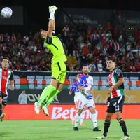 Leyenda de la U sigue llorando por el gol anulado ante Palestino