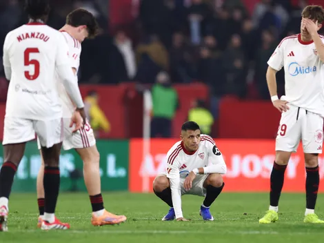 Hasta doce fechas de suspensión: Alexis y Suazo sufren en el Sevilla