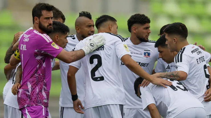 Colo Colo define la llegada de su último refuerzo.