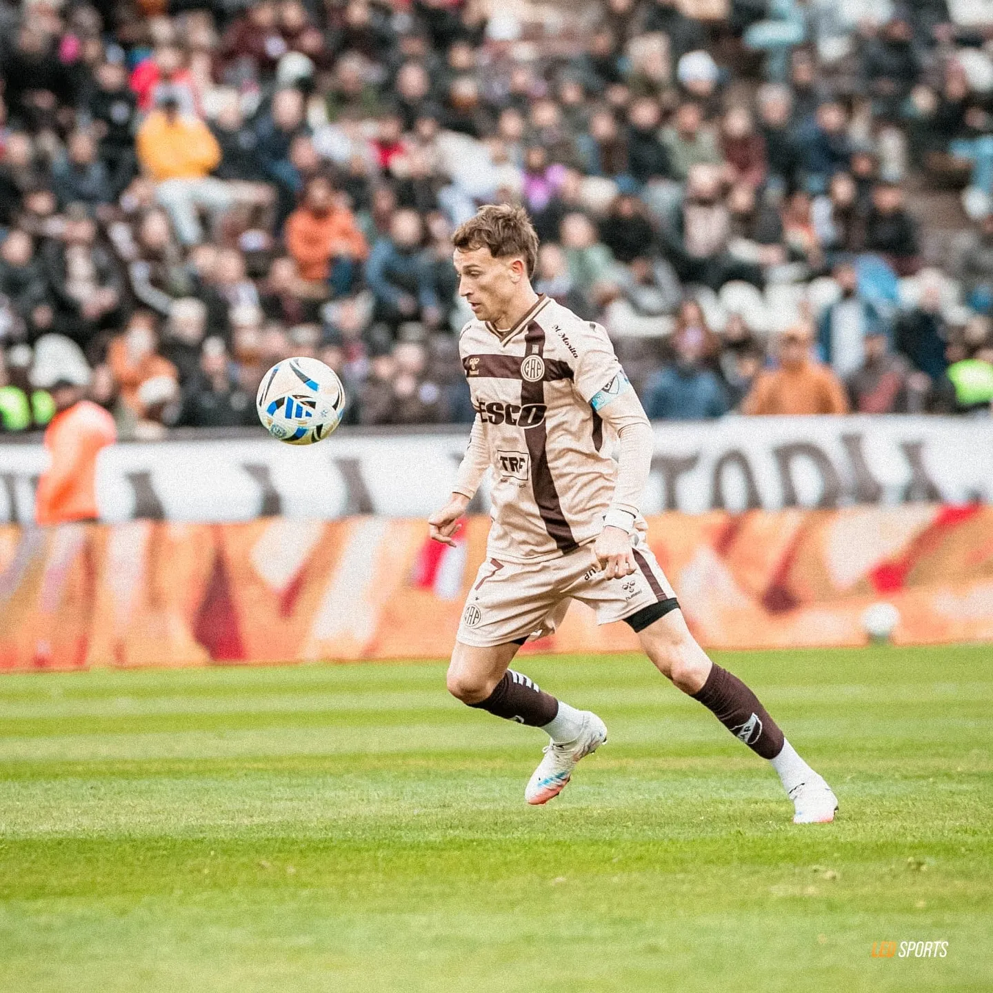 Mainero en Platense.