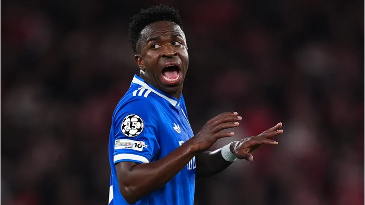 Vinícius Júnior fue protagonista de una enorme polémica en el duelo entre Real Madrid y Benfica.