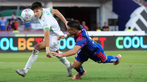 Octavio Rivero sigue complicado con su rodilla izquierda.