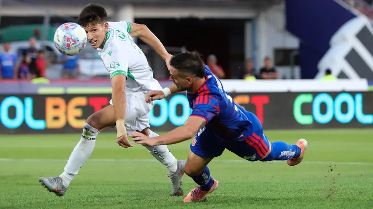 Octavio Rivero sigue complicado con su rodilla izquierda.