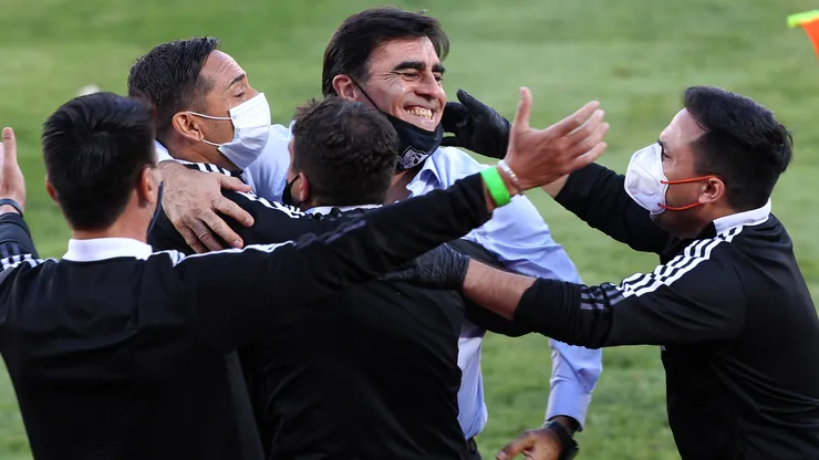 Quinteros se emociona al recordar la salvada de Colo Colo del descenso.