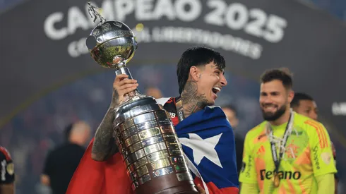 Erick Pulgar va por otro título con Flamengo.