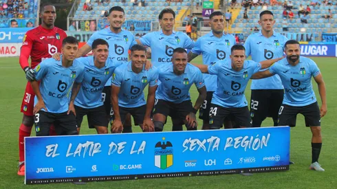 O'Higgins sale a la cancha a representar a Chile.