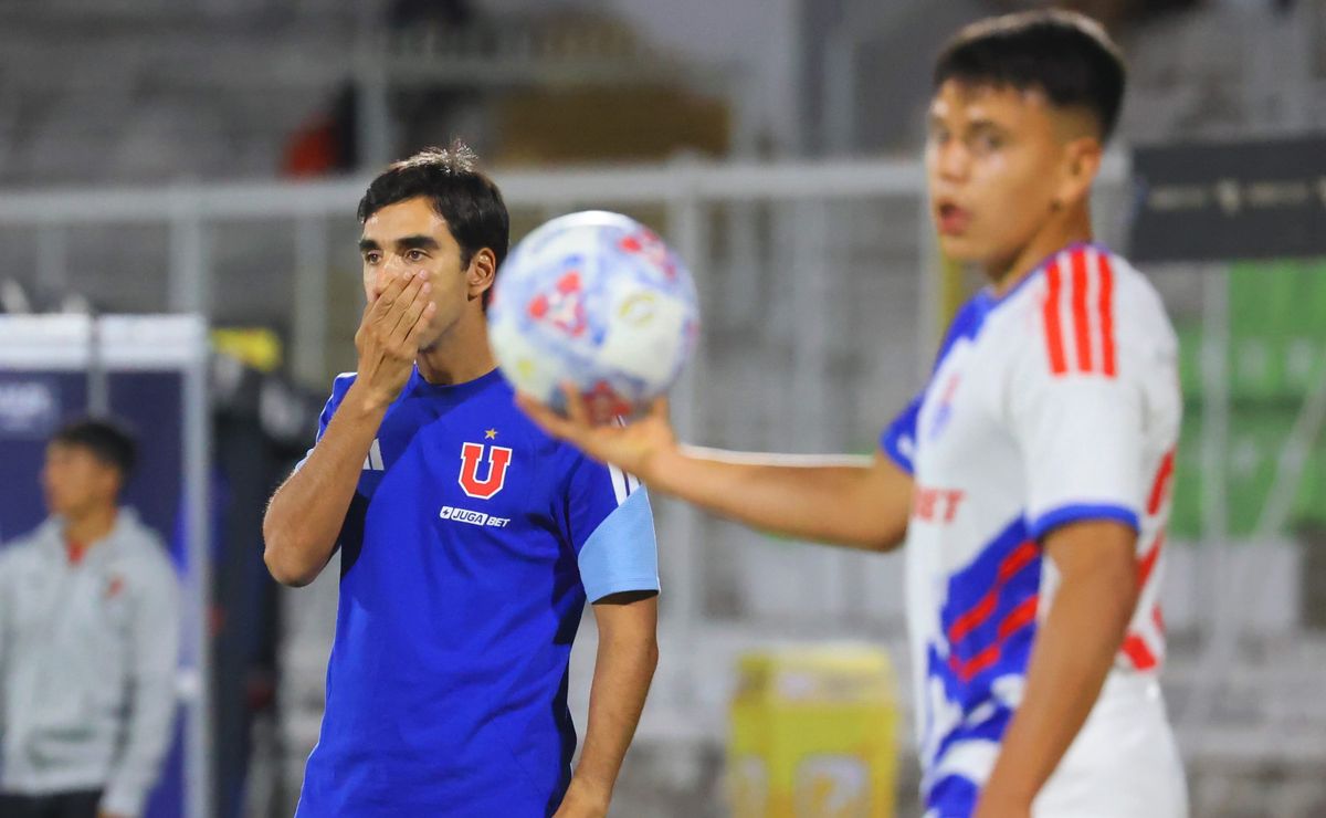 “No hay muchas cosas que…”: en U de Chile recuerdan a Gustavo Álvarez tras mal inicio de Meneghini