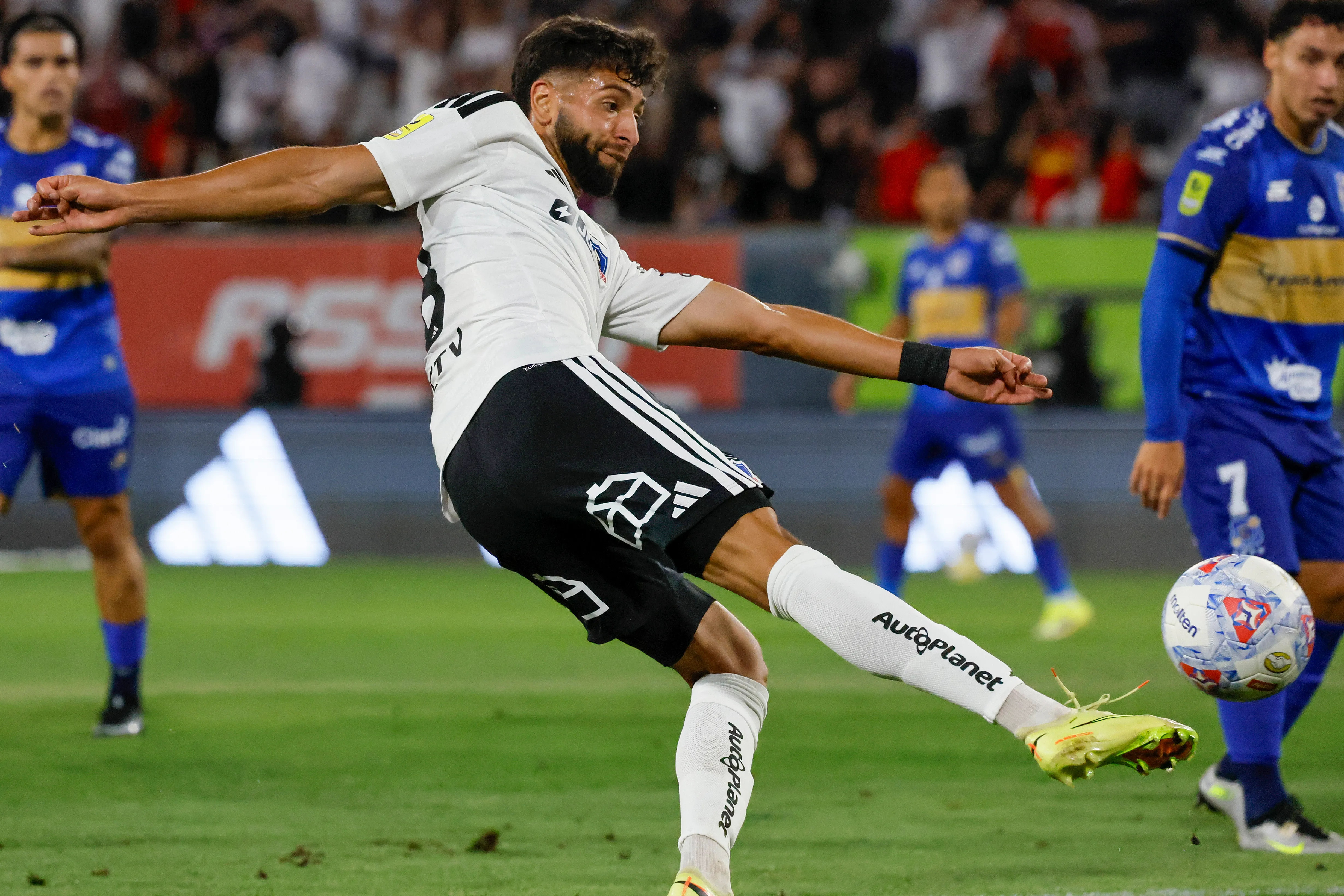 Jeyson Rojas fue titular ante Everton y frente a Unión La Calera. (Andres Pina/Photosport).