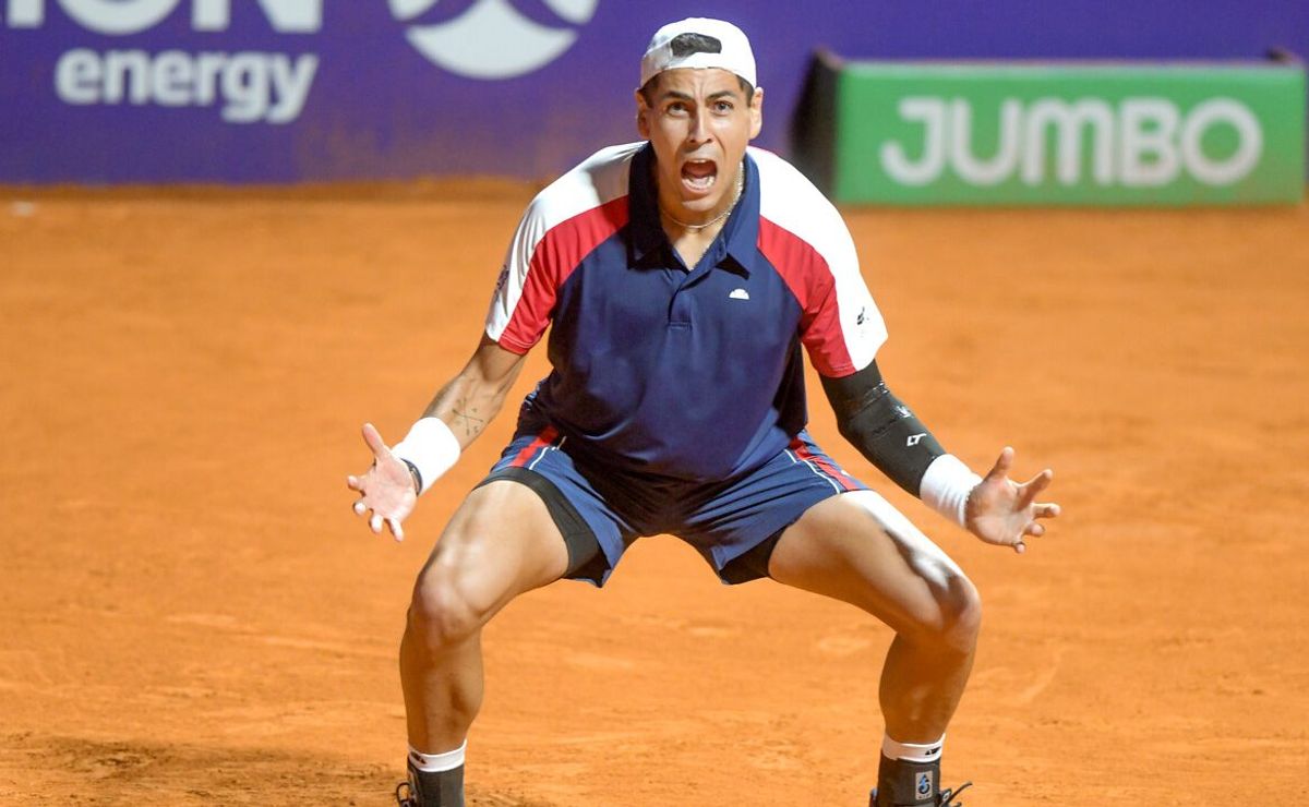 Tabilo lo dejó en silencio y ahora Roger Federer lo compara con Jannik Sinner: “Necesita aprender…”