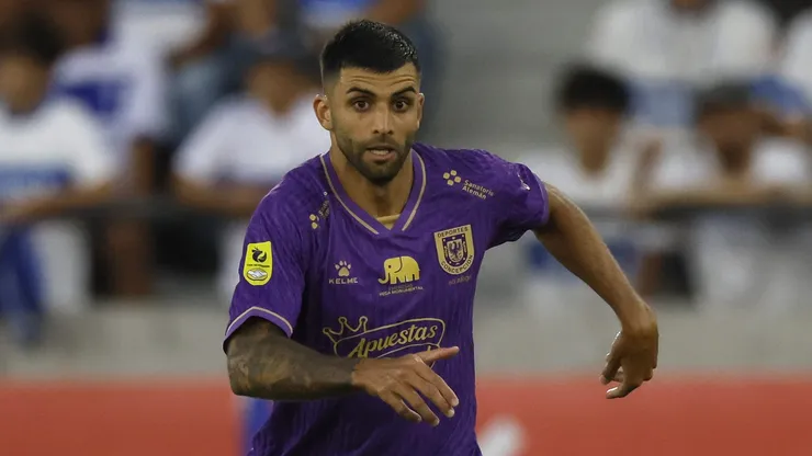 Este volante central argentino formado en River Plate alcanzó a debutar en el León de Collao, pero se fue por una mejor opción.
