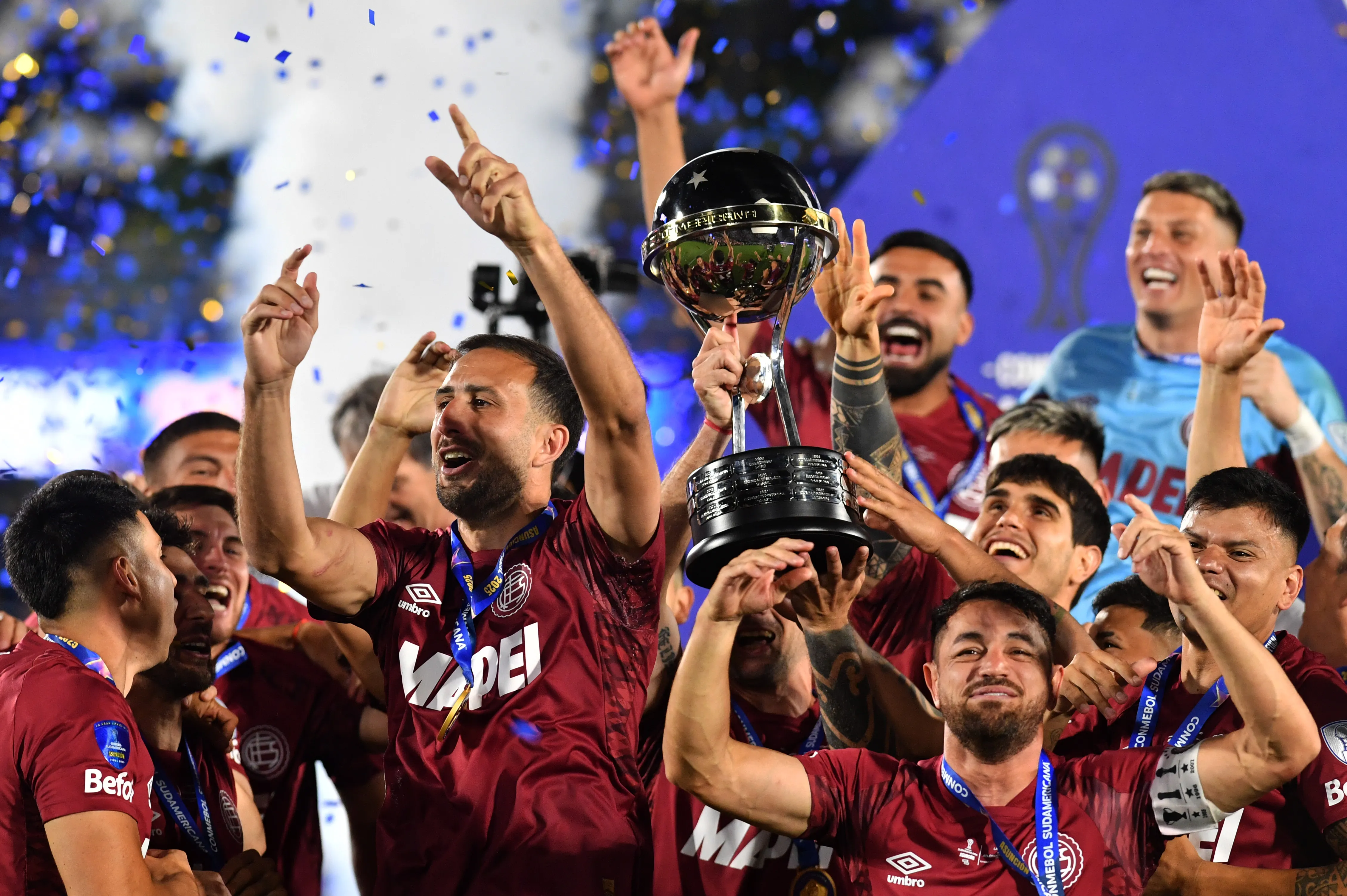 Lanús llega la Recopa Sudamericana como campeón 2025 de la Copa Sudamericana. (Foto: Christian Alvarenga/Getty Images)