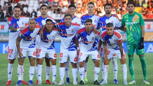 La U moverá dos piezas en su formación titular