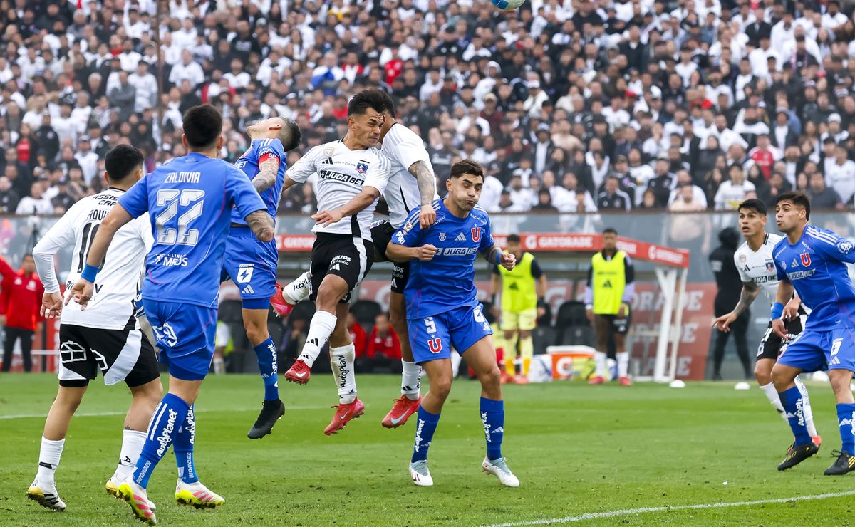 Colo Colo no tiene culpa: la razón del alza en los precios de las entradas para el Superclásico