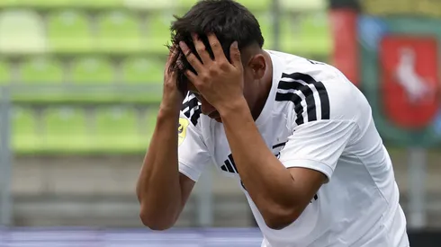 Colo Colo no logró ceder a unas figuras y no sabe qué hacer con ellos.