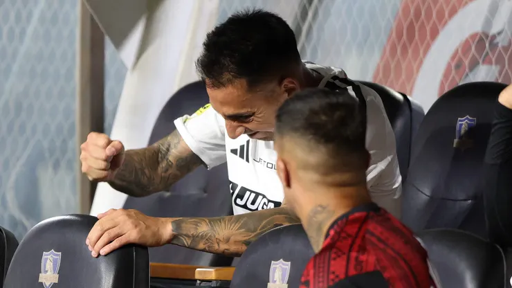 Javier Correa es duda en Colo Colo por una lesión.