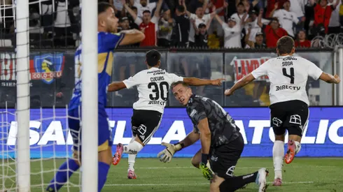 En la pitilla está el DT argentino.