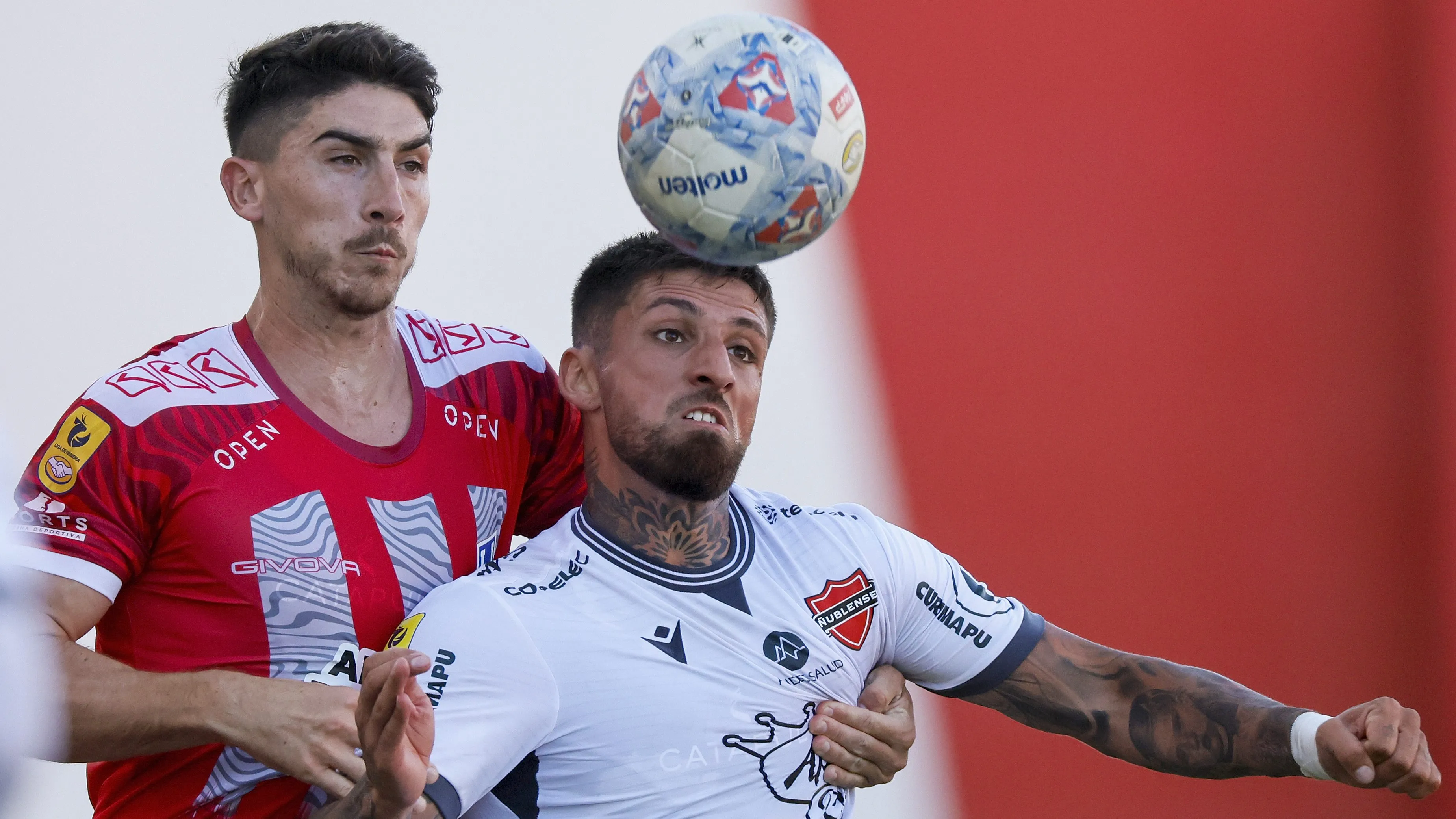 La Calera y Ñublense abrieron la fecha 4 de la Liga de Primera. (Foto: Photosport)