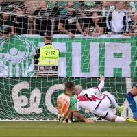 El Betis de Pellegrini se enreda en su sueño de ir a la Champions