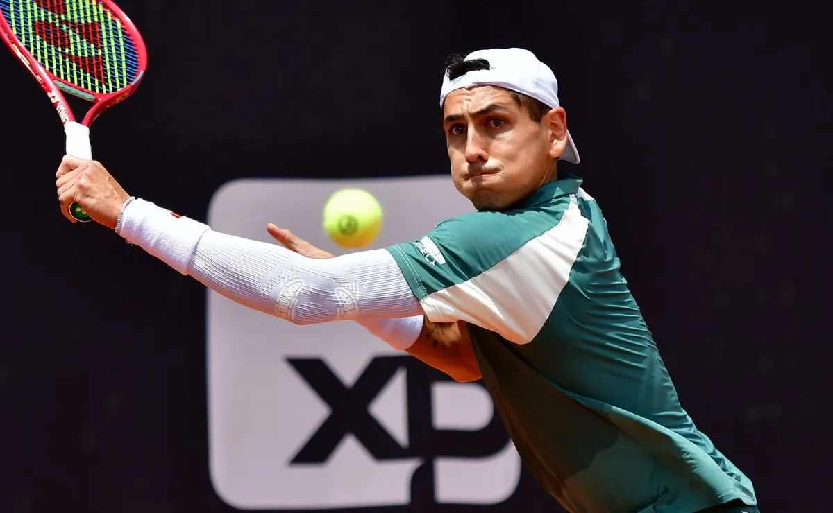 Alejandro Tabilo avanza a final del ATP de Río de Janeiro