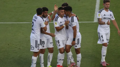 Maxi Romero y Claudio Aquino levantan a Colo Colo.