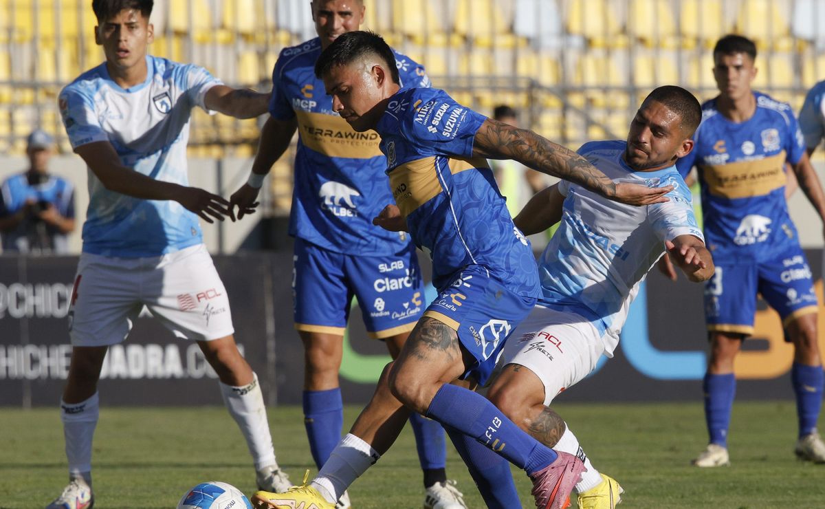 Ex Everton revela por qué no siguió en el club: “Me preguntó si quería renovar y le dije que sí”