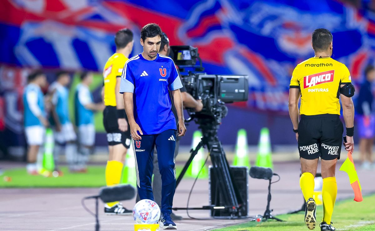 U de Chile pierde al candidato número uno para reemplazar a Paqui Meneghini