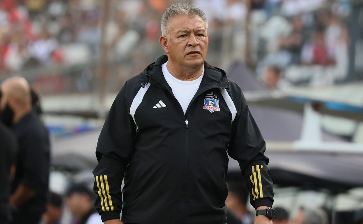 “Debería tener ventaja”: Bichi Borghi le da el favoritismo a Colo Colo en el Superclásico