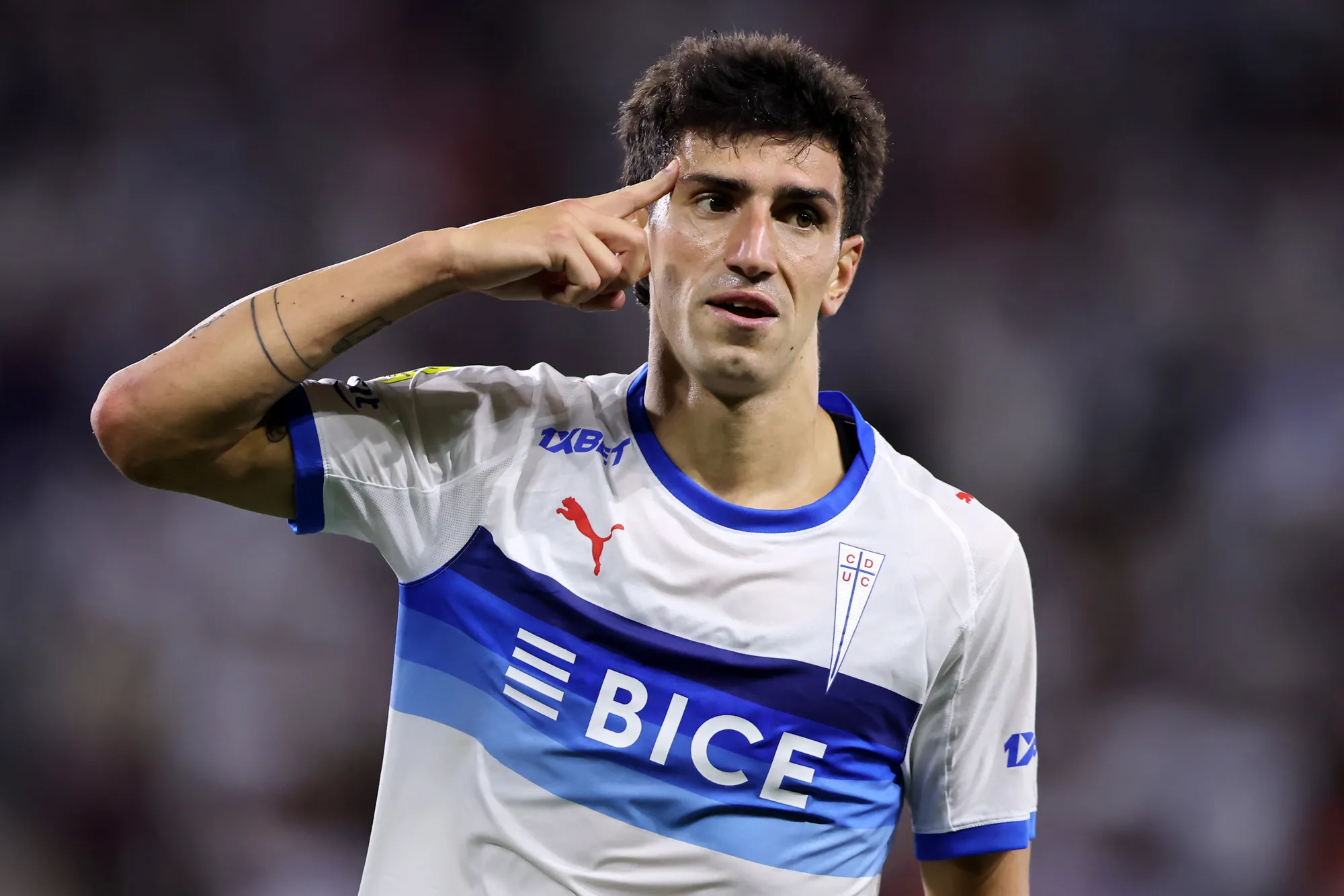 Justo Giani tiene más loco a Nico Peric.