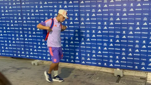 Lucas Assadi se fue con vendas en el tobillo del Estadio Nacional.