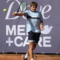 Bautista de la Peña le ganó al tenista más viejo del mundo