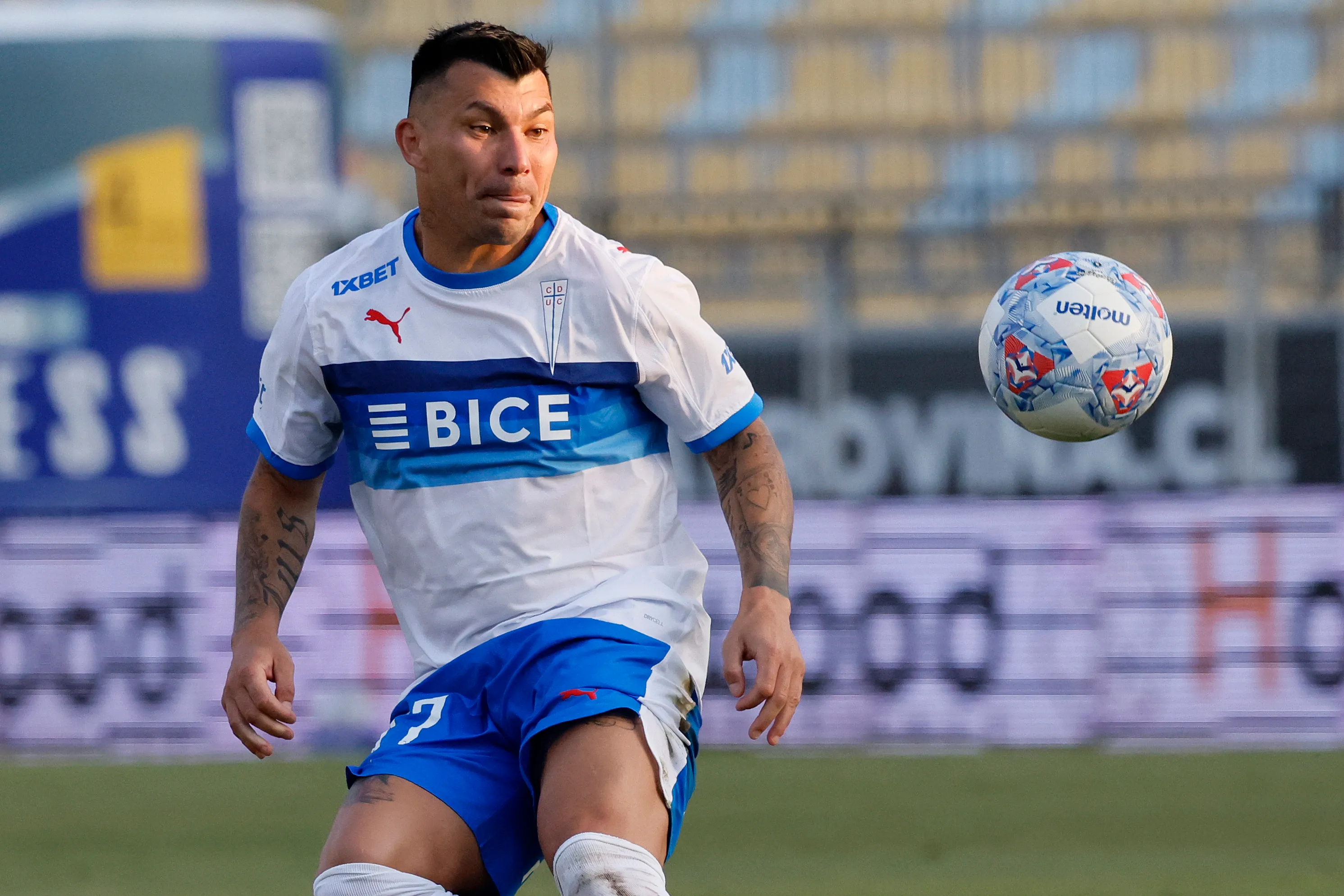 Medel quiere ser campeón con la UC/Photosport