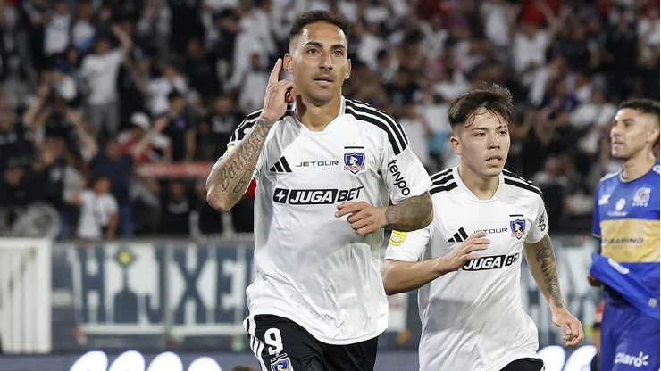 Javier Correa obliga a un cambio en Colo Colo.