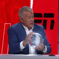 Claudio Borghi saca su bola de cristal y anticipa el Superclásico