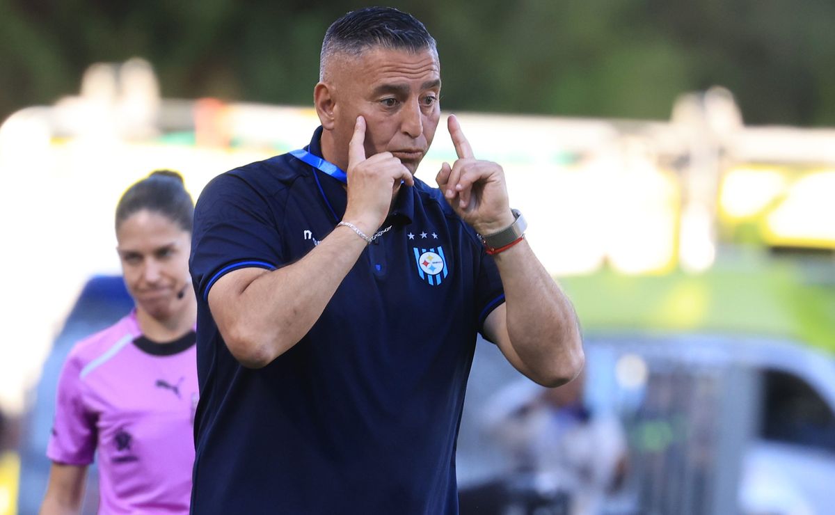 Las declaraciones de Jaime García tras el papelón de Huachipato en la Libertadores: “Ya se fue…”