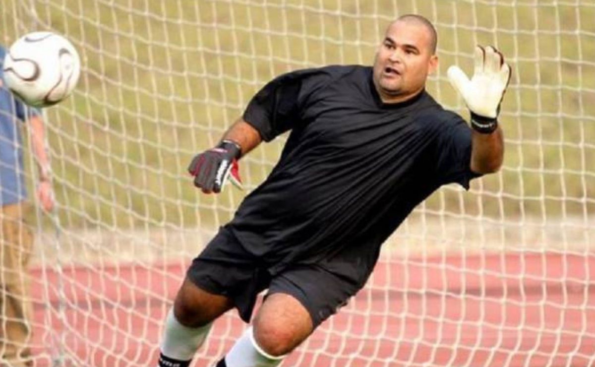 Chilavert ahora carga contra el arquero del Real Madrid: “Le sacó la novia a De Bruyne”