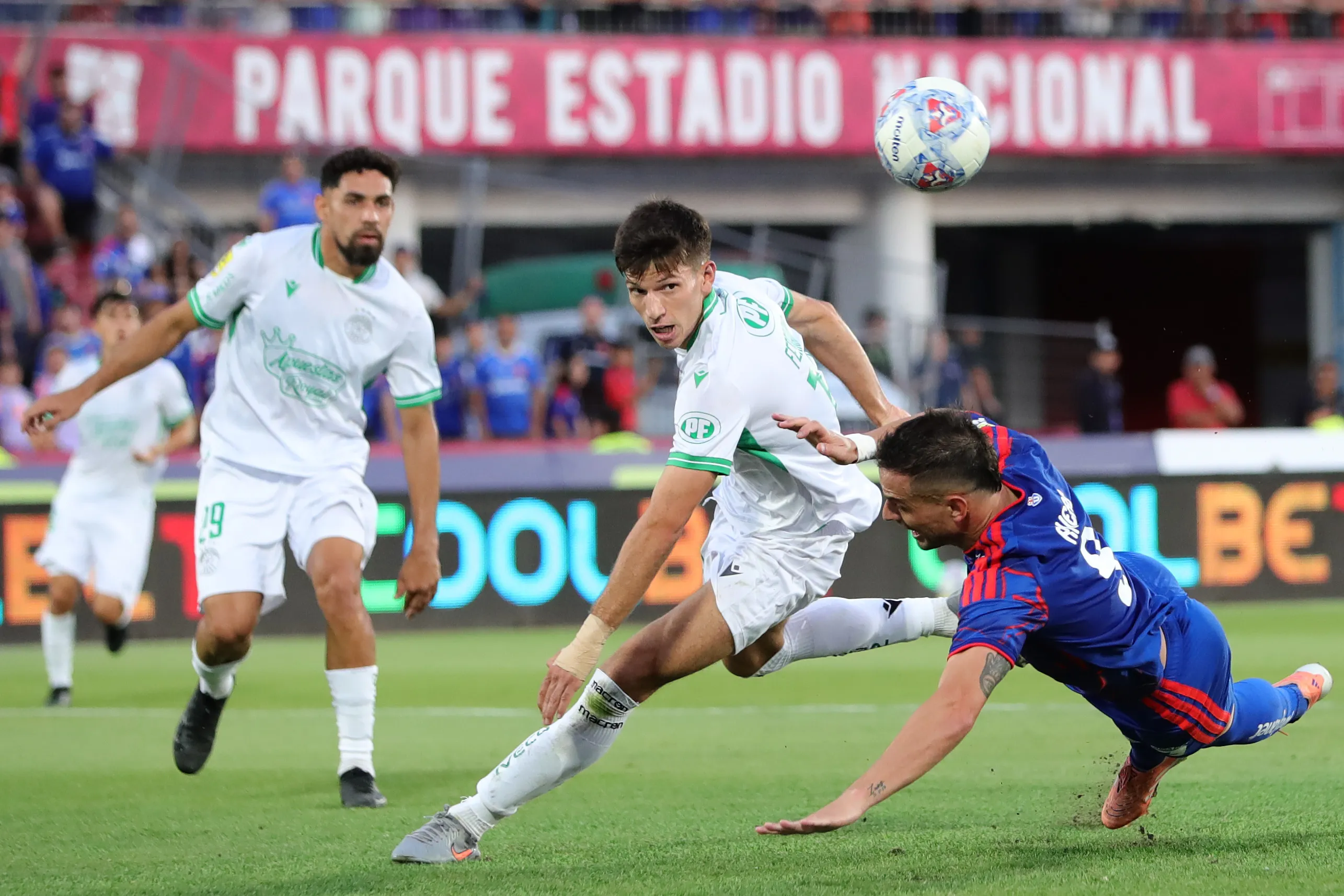 Octavio Rivero suma 92 minutos con la camiseta de la U en cuatro partidos. Foto: Felipe Zanca/Photosport