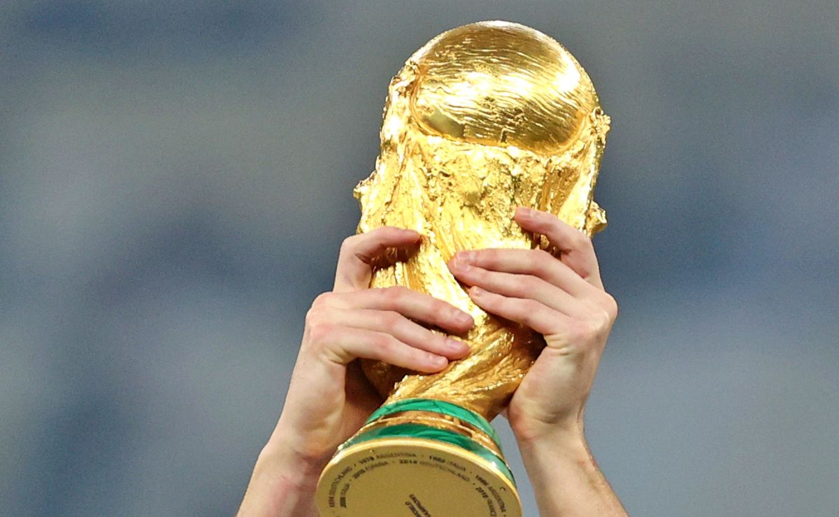 Sorpresa total: Selección clasificada al Mundial 2026 cambia a su DT a solo meses de su debut