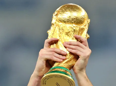 Selección clasificada al Mundial cambia a su DT a meses del debut