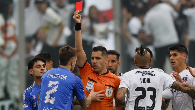 El polémico juez del Sueprclásico.