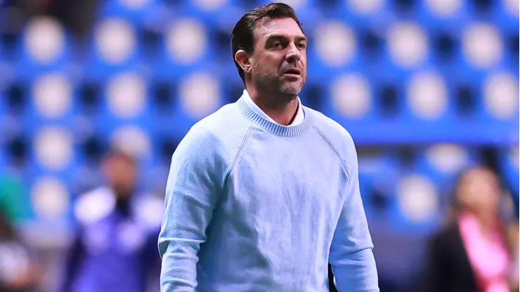 Pablo Guede cuestionado en Alianza Lima.