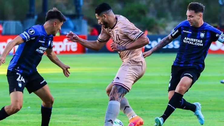 Erick Ramírez se molestó con los hinchas chilenos