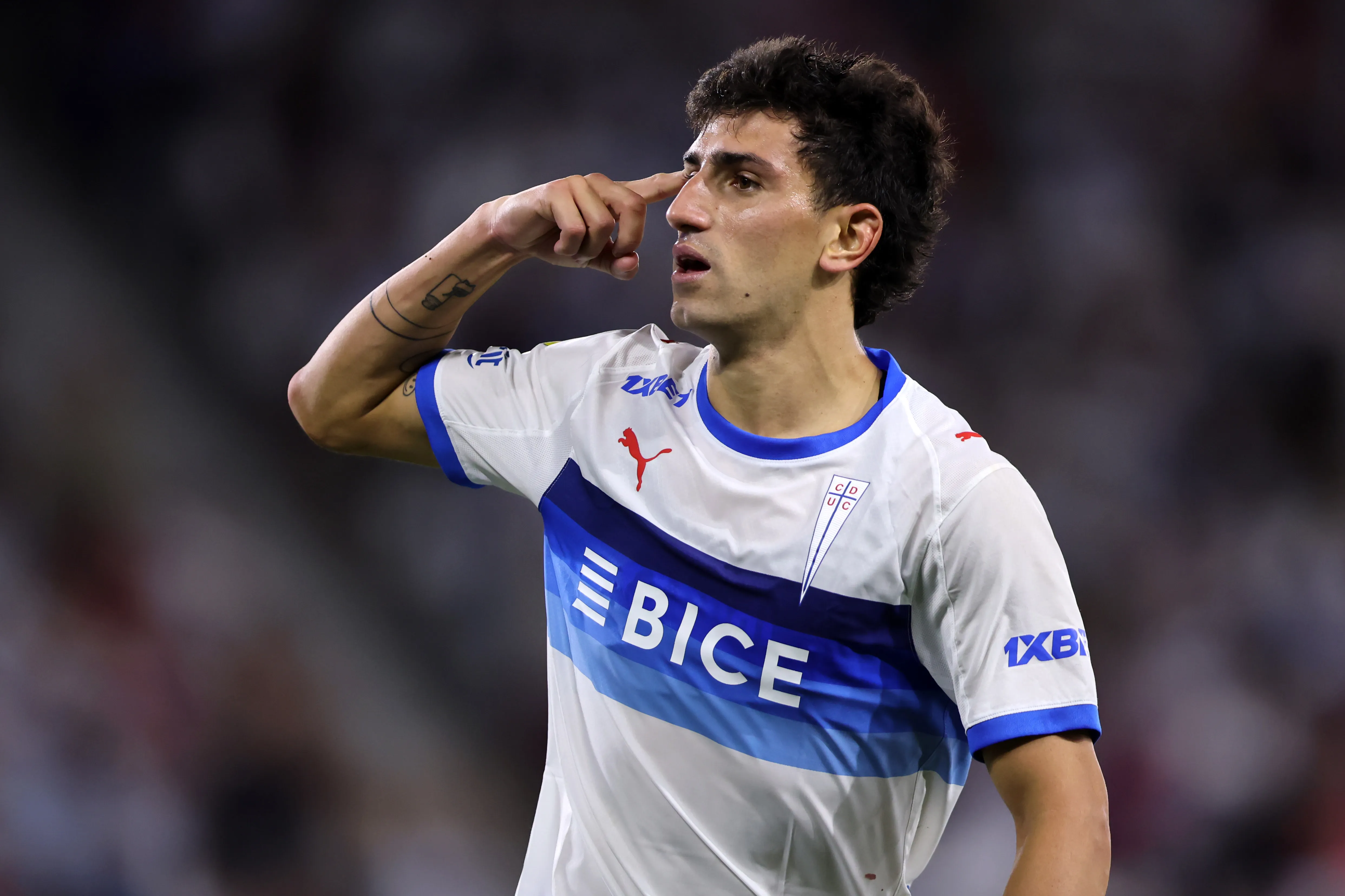 Justo Giani enfrentará a Ñublense con solo una tarjeta amarilla en su historial. (Foto: Javier Torres/Photosport)