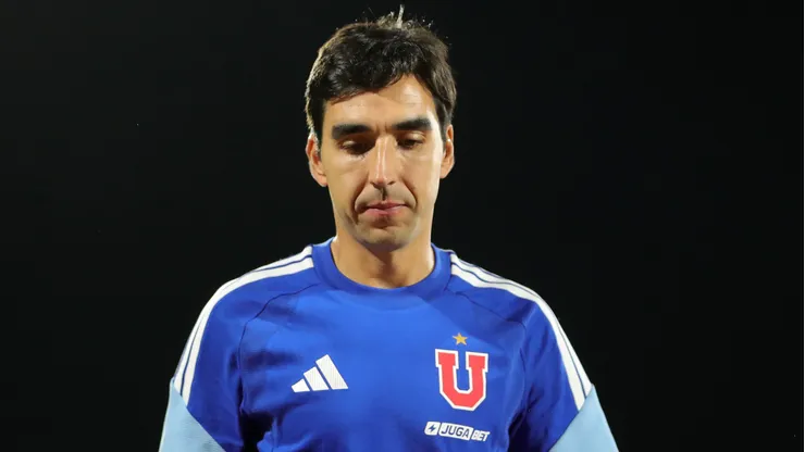 Meneghini no ha logrado celebrar en U. de Chile.