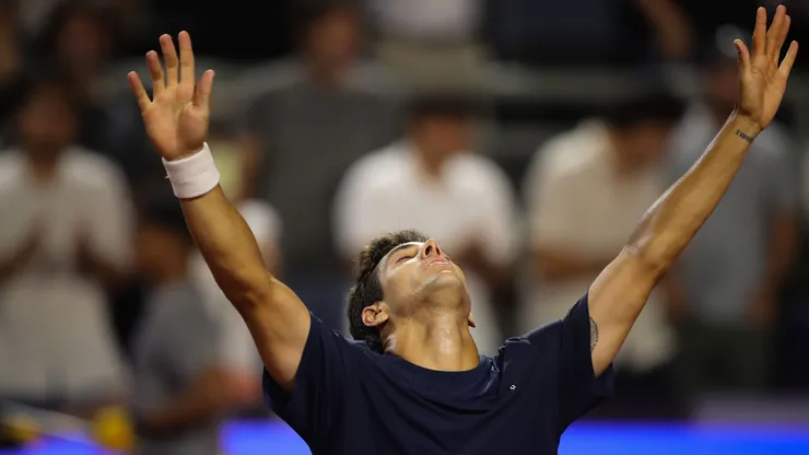 Cristian Garin busca clasificar a cuartos en el Chile Open.