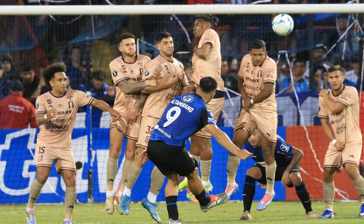 Figura de Carabobo pide sanciones para Huachipato y no se cierra a jugar en Chile: “Si es que…”